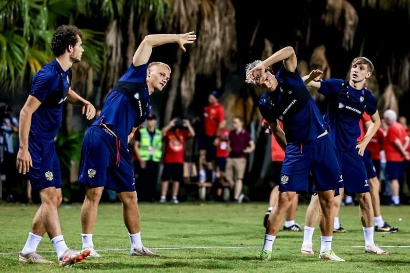 ĐT Nga sẽ về nước sau khi thắng Việt Nam (Ảnh: Team Russia).