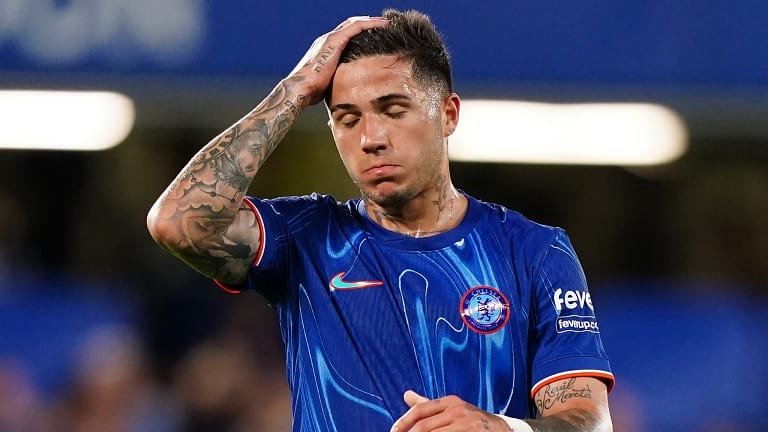 Enzo Fernandez bị cấm lái xe 6 tháng (Nguồn: Sky News)