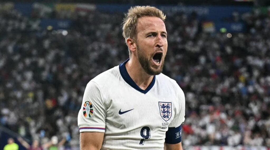 Kane sẽ học theo Ronaldo và Messi.