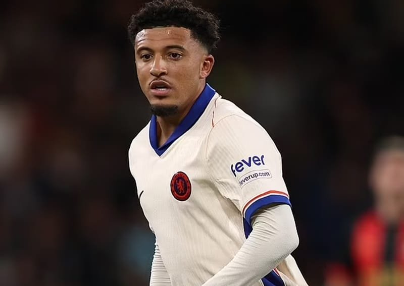 Sancho toả sáng trong trận ra mắt Chelsea