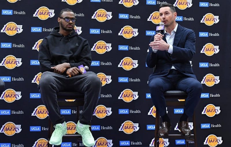 Bronny James cho rằng JJ Redick đang đem tới làn gió mới tại Lakers.