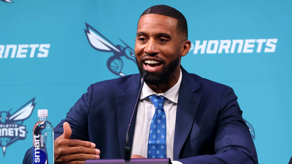 HLV Charles Lee là ẩn số lớn