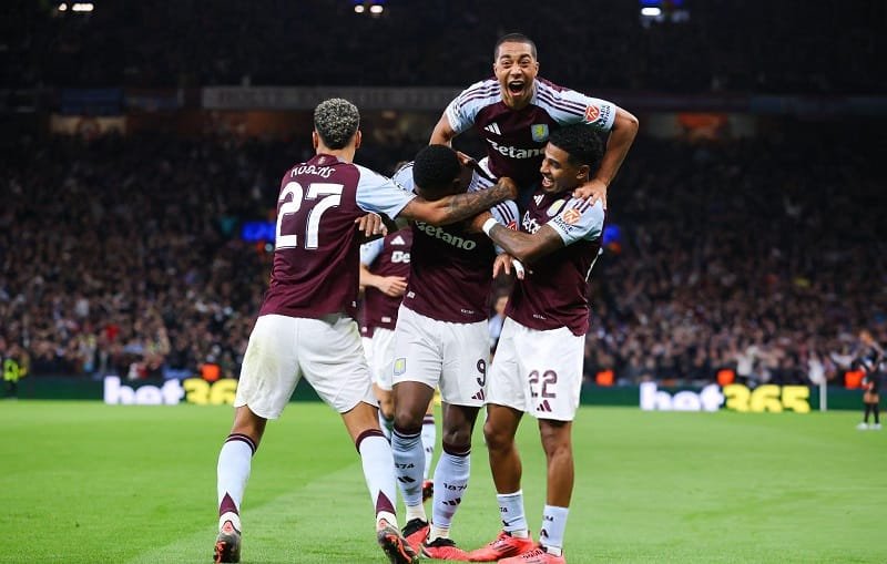 Aston Villa vừa đánh bại Bayern Munich.