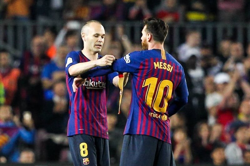 Iniesta và Messi thời còn ở Barca
