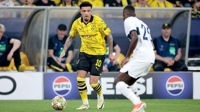 Sancho hồi sinh khi trở lại Dortmund