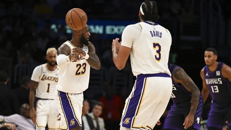 James lập kỷ lục.