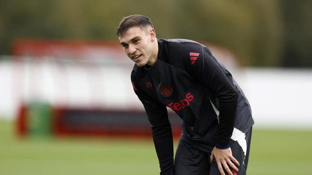 Ugarte bị chê không đáng 1/4 giá trị chuyển nhượng