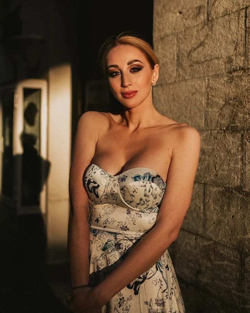 Eleonora xinh đẹp