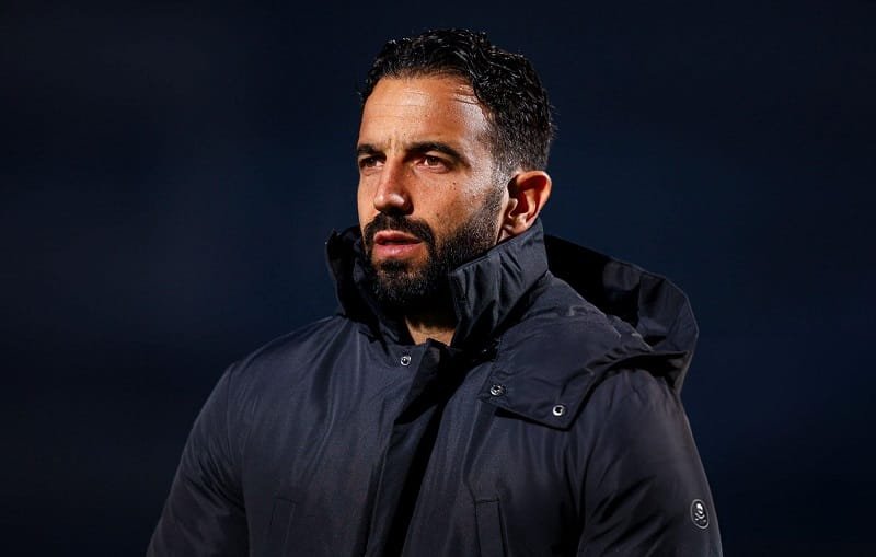 Ruben Amorim sẽ sớm chuyển tới Man United.