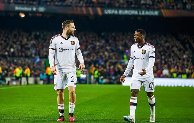 Shaw và Malacia có thể ra sân ở trận gặp Ipswich Town.