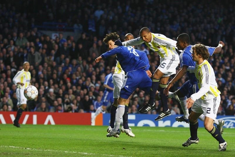 Chelsea loại Fenerbahce ở tứ kết
