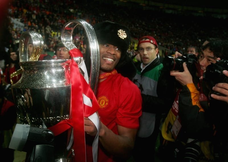 Evra thi đấu rất bền bỉ suốt mùa giải 2007/08