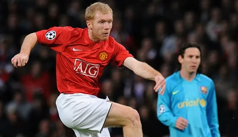 Scholes có nhiều khoảnh khắc bùng nổ