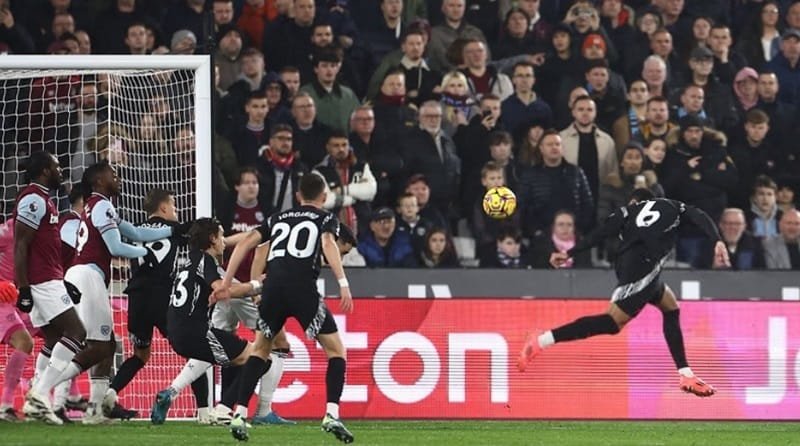 Arsenal là vua phạt góc Ngoại hạng Anh