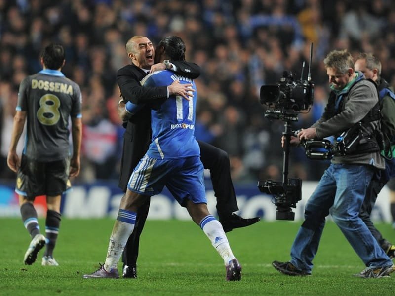 Chelsea ngược dòng trước Napoli ở vòng 16 đội