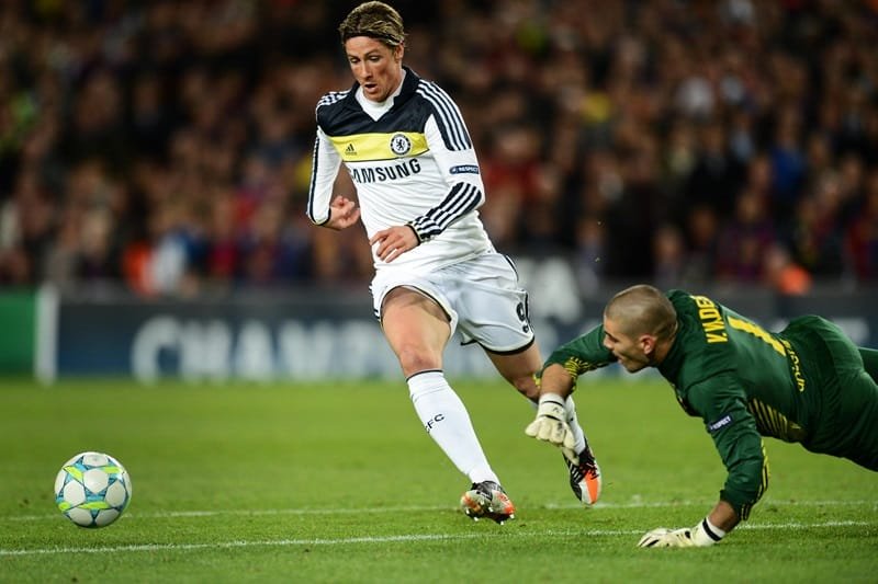 Chelsea loại Barca ở bán kết