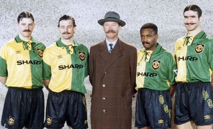 Những cầu thủ đầu tiên của câu lạc bộ bóng đá Manchester United