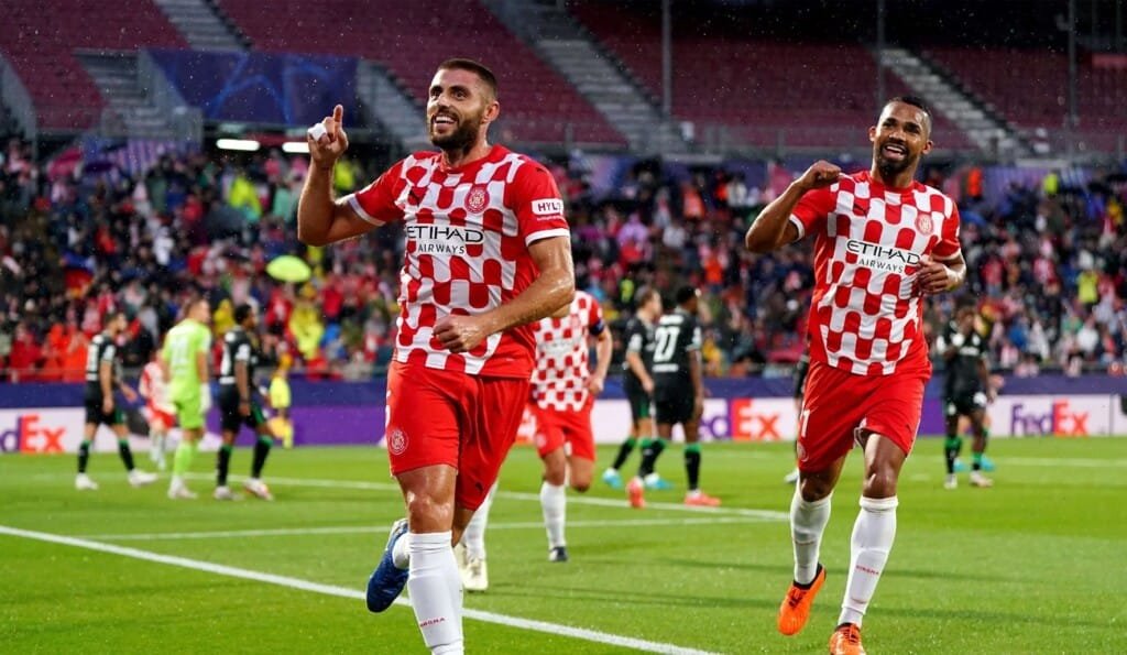 Bàn thua của Arsenal đến từ sai lầm của Neto