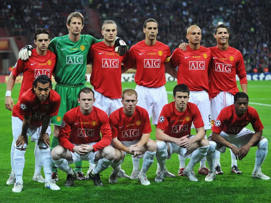 Trang phục sân nhà của Manchester United mùa giải 2007/08