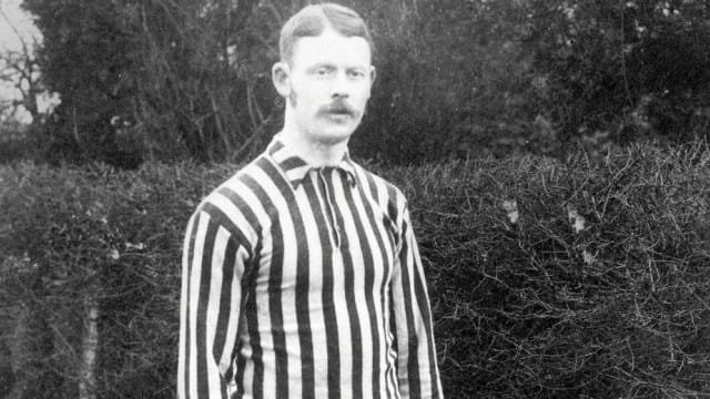 Chân dung Archie Hunter