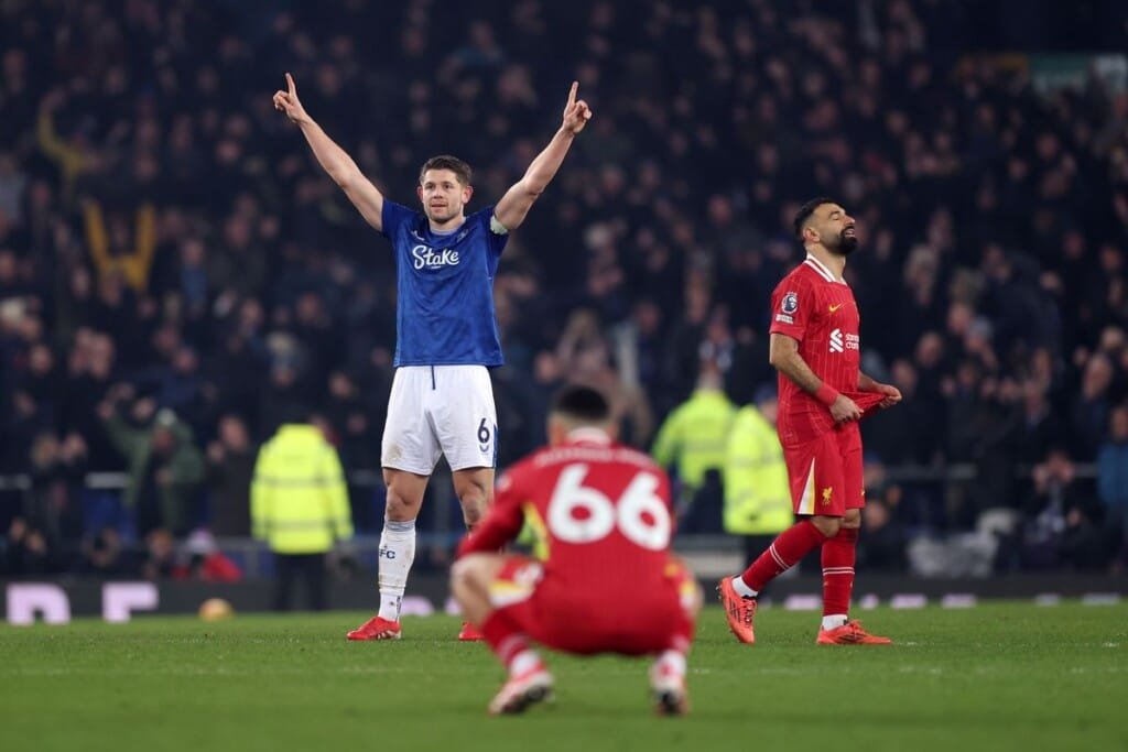 Liverpool vừa rơi 2 điểm đầy cay đắng tại Derby