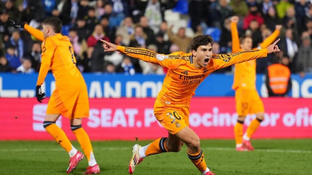 Real Madrid có thắng lợi kịch tính hồi giữa tuần