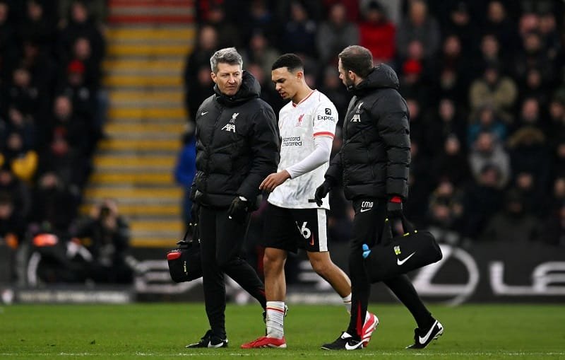 Alexander-Arnold sẽ bỏ lỡ trận gặp Tottenham.