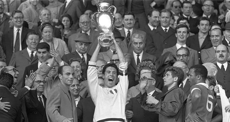 AC Milan vô địch lần đầu tiên cách đây hơn 60 năm