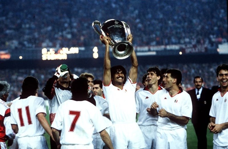 AC Milan chờ đợi 20 năm để có danh hiệu thứ 3