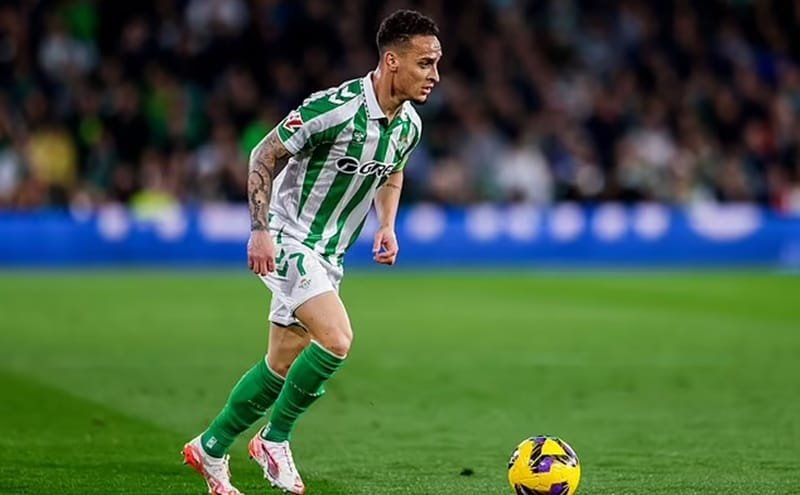 Hình ảnh cầu thủ Antony trong màu áo Real Betis