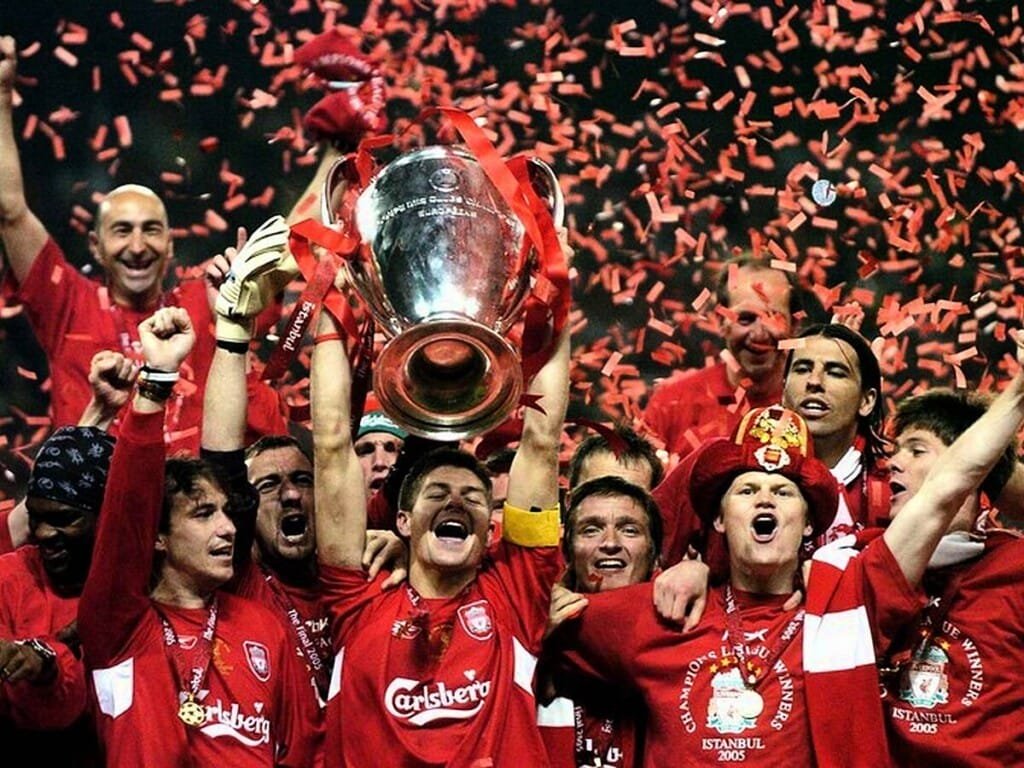 Câu lạc bộ bóng đá Liverpool vô địch Champions League năm 2005.